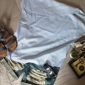 NWT YOUNG 17 top size M